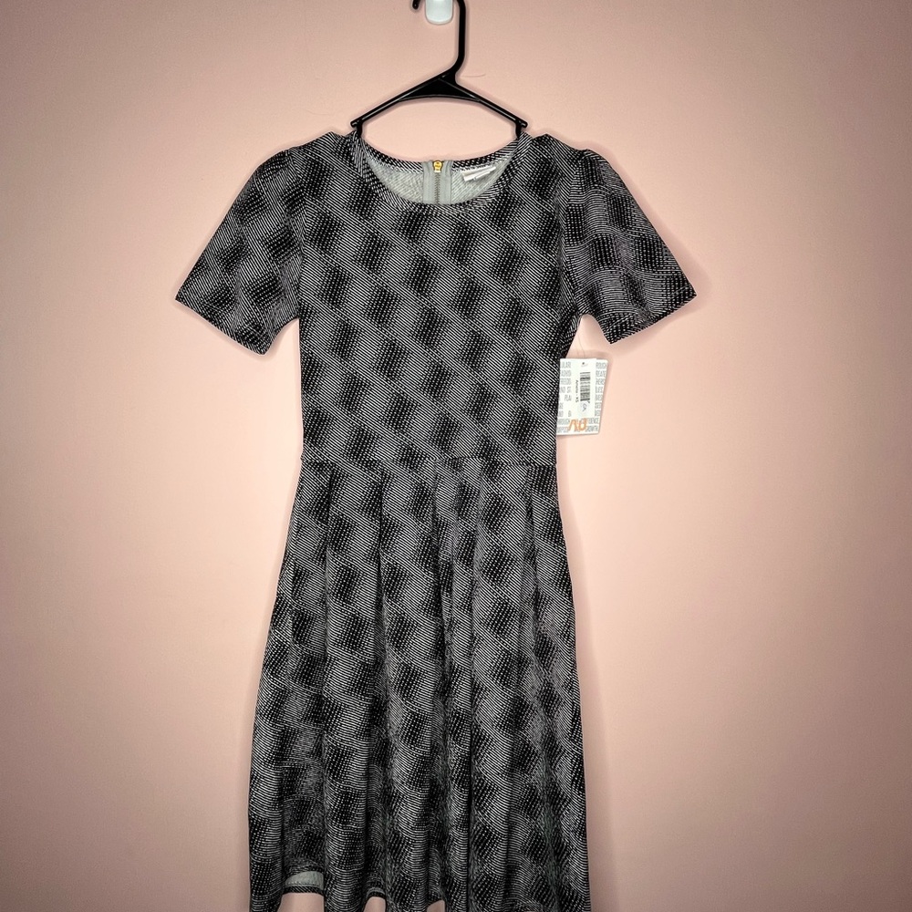 NWT LuLaRoe Amelia Dress